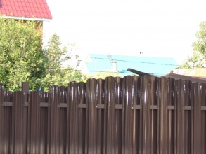 Забор из евроштакетника на ленточном фундаменте 10 метров фото в Лыткарино